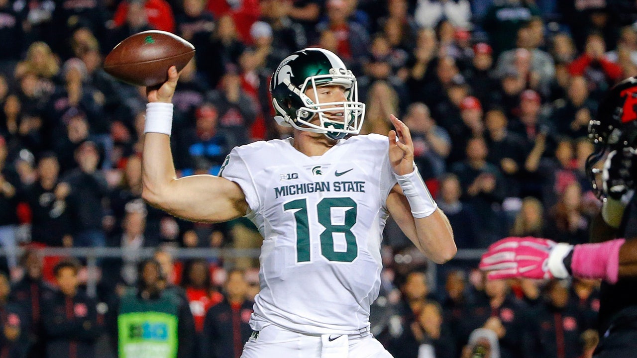 No. 4 Michigan State edges Rutgers 31-24